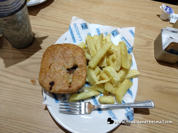 Deep Fried Steak and Ale Pie.png
